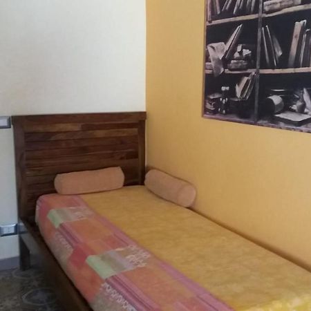 Casa Vacanze Costa 7 切法卢 外观 照片
