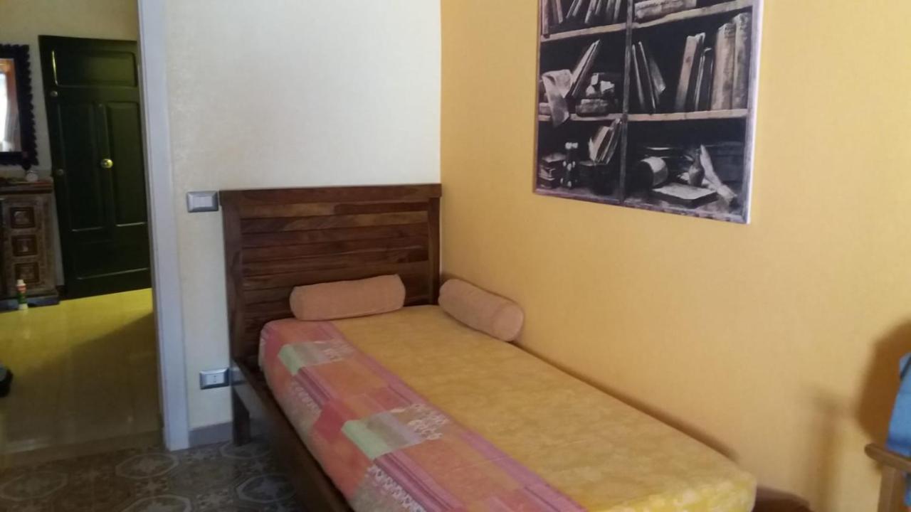 Casa Vacanze Costa 7 切法卢 外观 照片